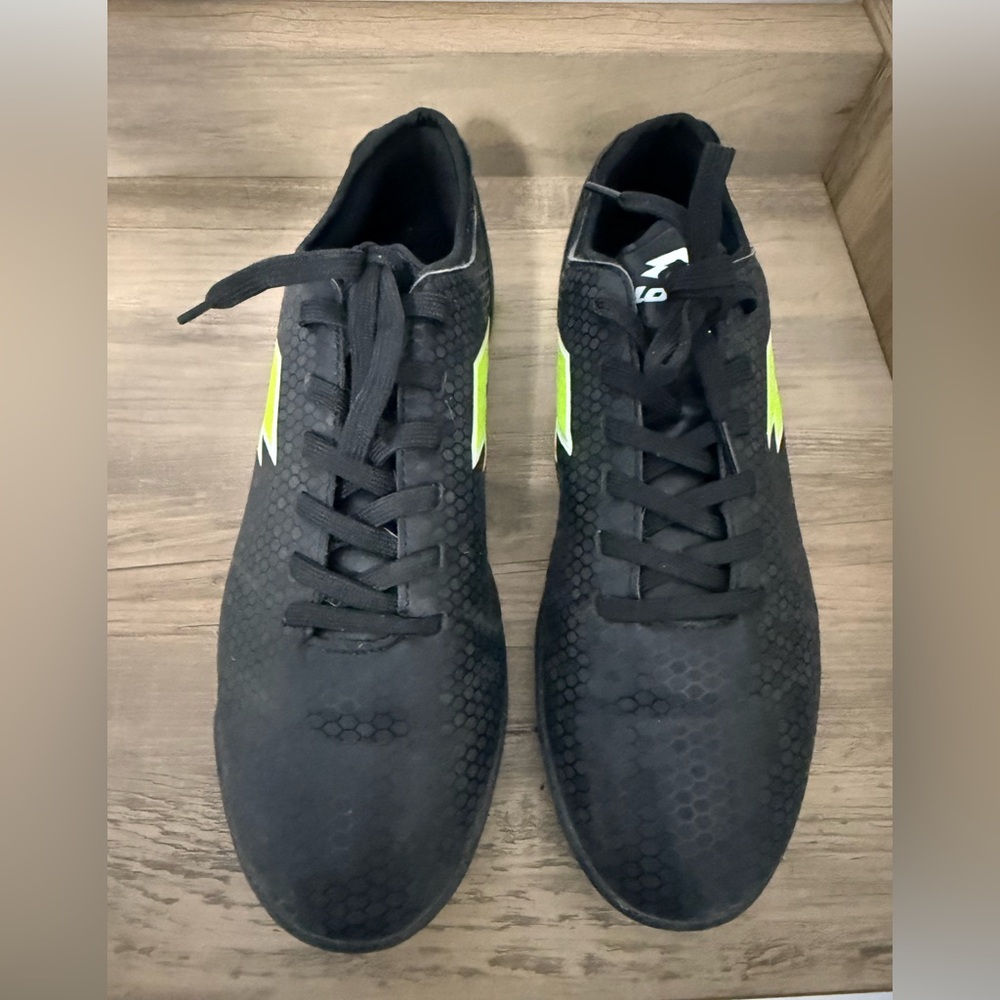 OTTO Black and White Indoor Shoes